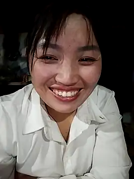 Snapshot of lia-coy chatting on February 15, 2026, 12:47 pm lia-coy online show from February 15, 2026, 12:47 pm