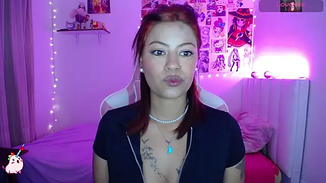 Snapshot of Danna_Soffia chatting on August 4, 2026, 12:52 pm Danna Soffia online show from August 4, 2026, 12:52 pm