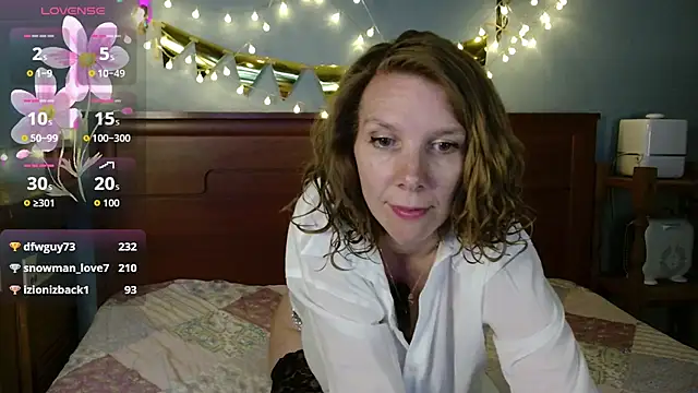 Snapshot of Daisy_Lovely chatting on May 15, 2026, 4:19 am Daisy Lovely online show from May 15, 2026, 4:19 am