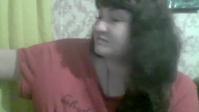 Snapshot of AllinaKis chatting on April 16, 2026, 9:39 pm AllinaKis online show from April 16, 2026, 9:39 pm