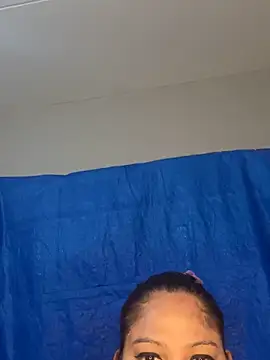 BunnyCharm01 online show from April 21, 2026, 4:01 pm