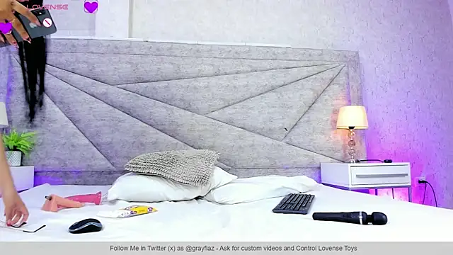 RousSweet- online show from February 13, 2026, 9:11 pm