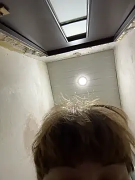 IceMur online show from April 21, 2026, 2:15 am