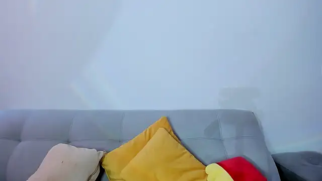 Fernanda aaaa online show from February 25, 2026, 1:43 pm