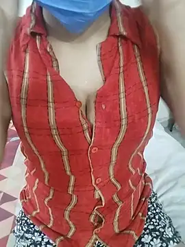 Snapshot of hotpooja1 chatting on July 14, 2026, 4:13 pm hotpooja1 online show from July 14, 2026, 4:13 pm