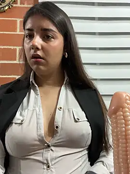 A-uroora online show from April 14, 2026, 7:58 am