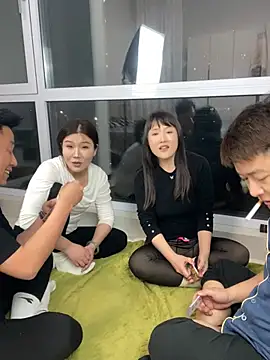 xiaotiantian-10 online show from March 2, 2026, 12:34 pm