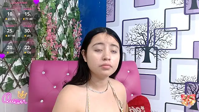 angelhotlatina18 online show from February 11, 2026, 11:48 am