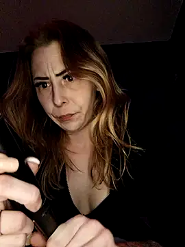 dewimp1 online show from February 4, 2026, 4:46 pm