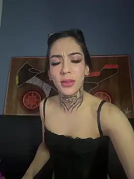 MamiSoft420 online show from April 10, 2026, 9:14 am