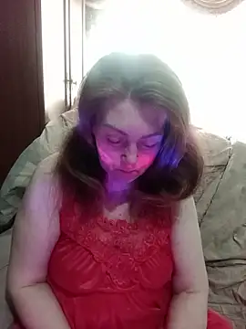 Snapshot of Russian_Lara chatting on May 11, 2026, 8:20 am Russian Lara online show from May 11, 2026, 8:20 am