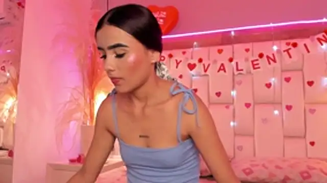 StefanyCondia online show from February 13, 2026, 6:26 pm