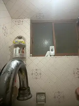 Jleonardolr online show from March 9, 2026, 12:42 pm