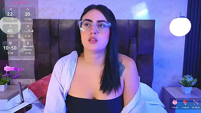 vicky grey online show from April 22, 2026, 12:18 pm