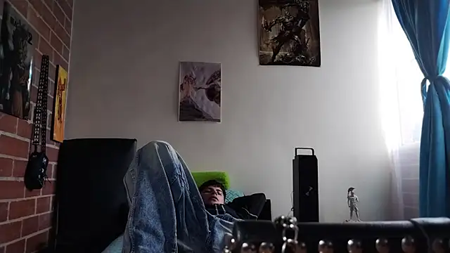 Snapshot of PaulDamico chatting on May 4, 2026, 8:27 pm PaulDamico online show from May 4, 2026, 8:27 pm
