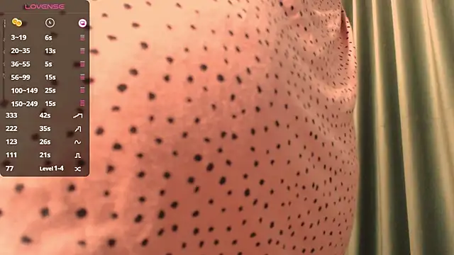 Hiaru Cutie online show from December 29, 2024, 6:03 am