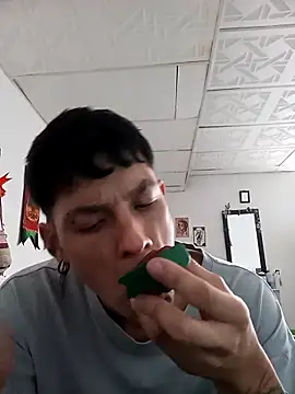 blackninja66 online show from April 21, 2026, 5:28 pm