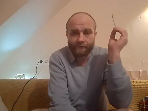 Snapshot of AlexanderArmani chatting on February 3, 2026, 9:20 pm AlexanderArmani online show from February 3, 2026, 9:20 pm