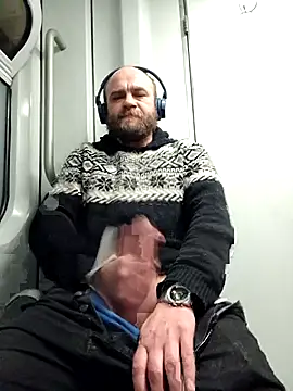 Snapshot of AlexanderArmani chatting on February 25, 2026, 1:15 am AlexanderArmani online show from February 25, 2026, 1:15 am