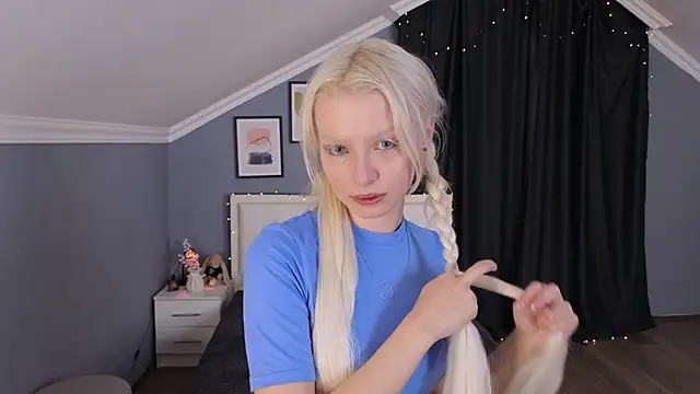 Naomi Demio online show from March 5, 2026, 11:06 am