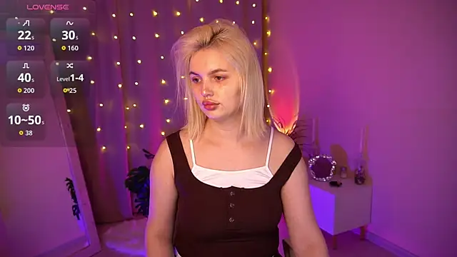 AmeliaWeells online show from March 31, 2026, 3:52 am