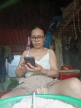 Snapshot of Nuna_689 chatting on July 24, 2026, 3:15 am Nuna 689 online show from July 24, 2026, 3:15 am