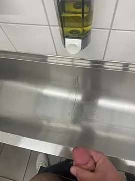 tony3729 online show from March 18, 2026, 12:41 pm