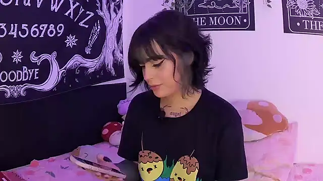 ariane kimiko online show from February 24, 2026, 1:25 am