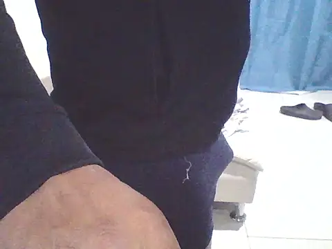 chadroasxh online show from March 25, 2026, 6:30 am