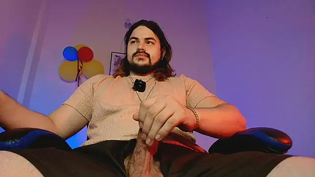 Snapshot of Derek_Vow chatting on July 14, 2026, 2:05 am Derek Vow online show from July 14, 2026, 2:05 am