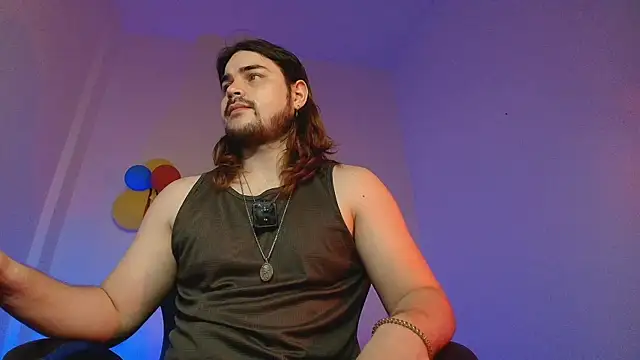 Snapshot of Derek_Vow chatting on July 17, 2026, 4:08 am Derek Vow online show from July 17, 2026, 4:08 am