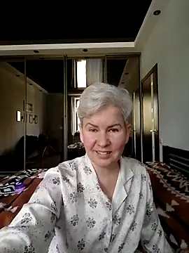 AvaSwan5354 online show from April 17, 2026, 11:46 am