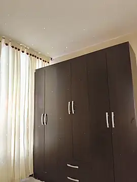 BellaDonna 16 online show from April 10, 2026, 9:52 pm