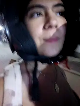 Ailen-cute online show from February 5, 2026, 6:29 am