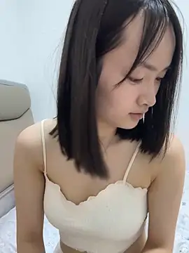 miaomiaou  online show from March 6, 2026, 9:33 pm