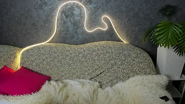 Dream Olivia online show from March 2, 2026, 5:08 am