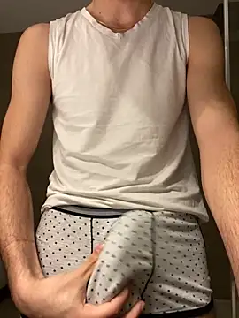 Snapshot of tip4sexxx chatting on February 5, 2026, 10:20 am tip4sexxx online show from February 5, 2026, 10:20 am