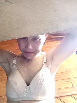 yoyosexy11 online show from April 8, 2026, 7:19 am