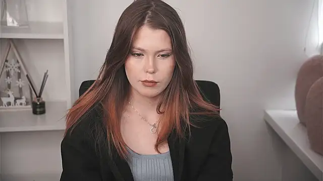 MarnieWootan online show from February 26, 2026, 4:44 am