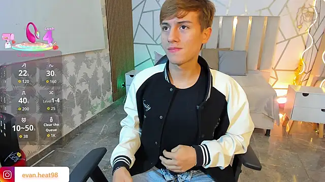 EVAN TAY online show from April 21, 2026, 3:13 am