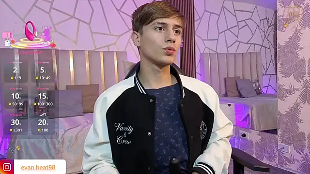 EVAN TAY online show from April 22, 2026, 2:58 am