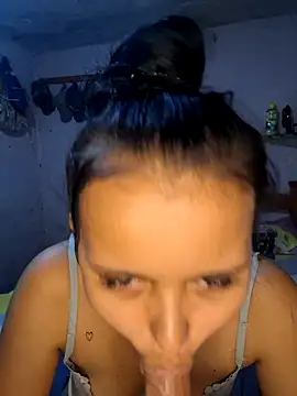 Daniela Cruz  online show from February 16, 2026, 7:10 pm