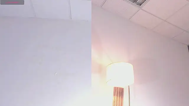 emmagirl0 online show from April 12, 2026, 12:04 am