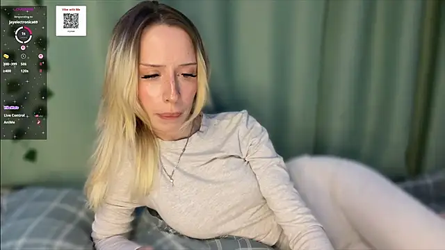 DellaCampbell online show from March 2, 2026, 3:08 pm