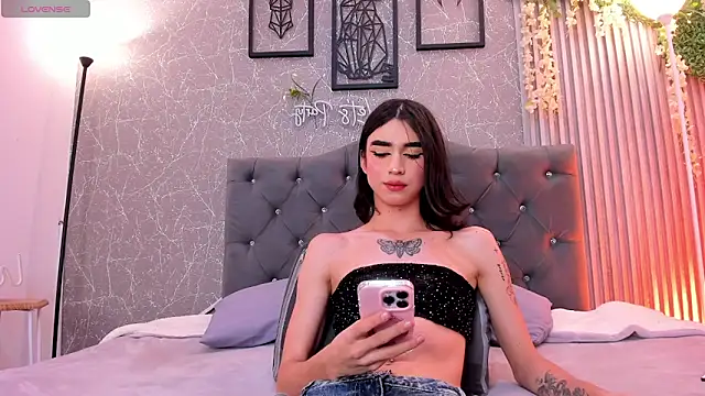 Snapshot of lana_gill1 chatting on May 9, 2026, 7:08 pm lana gill1 online show from May 9, 2026, 7:08 pm