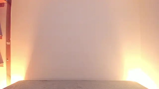 Axel nova online show from February 2, 2026, 7:01 pm