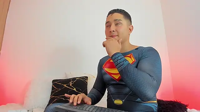 Axel nova online show from February 12, 2026, 7:20 pm