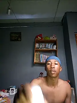 Peterveero12 online show from March 18, 2026, 4:32 pm