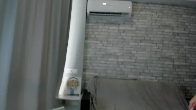 calystria online show from March 29, 2026, 7:41 am