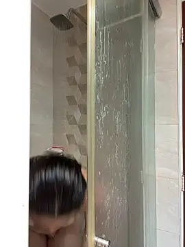 Snapshot of Violetta_pinkk1 chatting on March 6, 2026, 11:56 pm Violetta pinkk1 online show from March 6, 2026, 11:56 pm